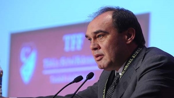 Demirören: 'Kulüplerimiz borç batağı içinde'