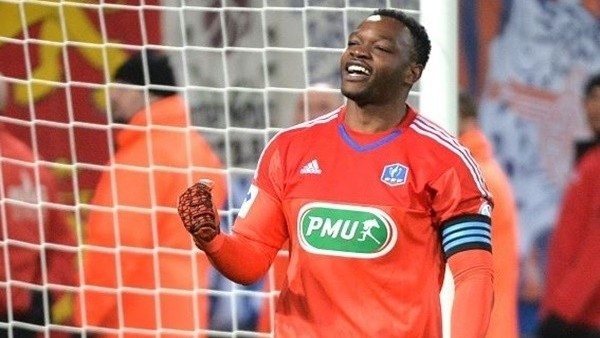 Mandanda kalesinde devleşti! 3 penaltı kurtardı...