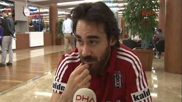 Veli'den İtiraf! Diş fırçalarken bile...