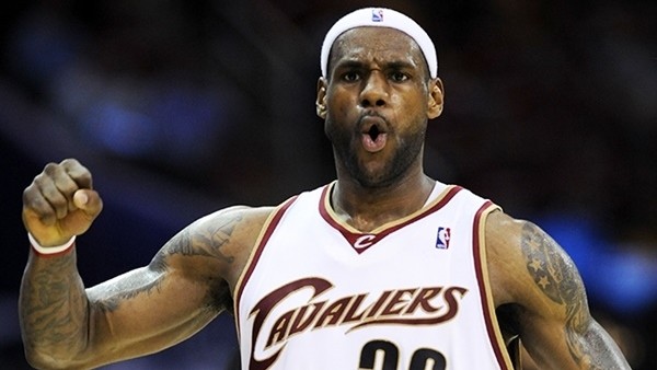 LeBron James'ten harika Alley-Oop!