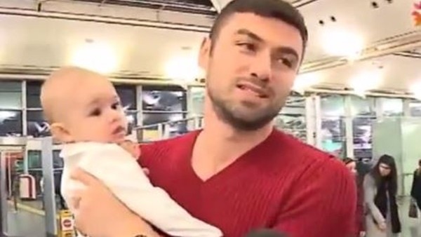 Burak Yılmaz ailesiyle tatile çıktı