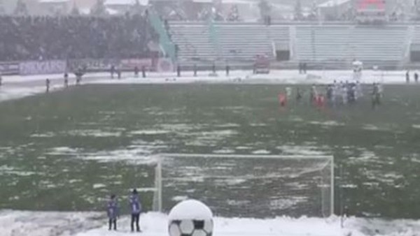 Kocaeli derbisinde iki takım el ele... 