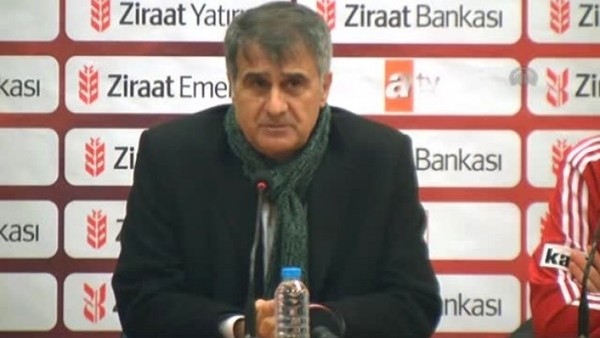 Şenol Güneş: 'Kaleci Boyko ile görüşüyoruz'