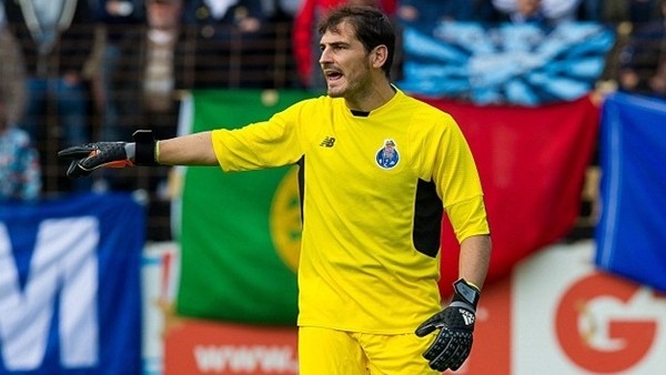 Ne yaptın Casillas?