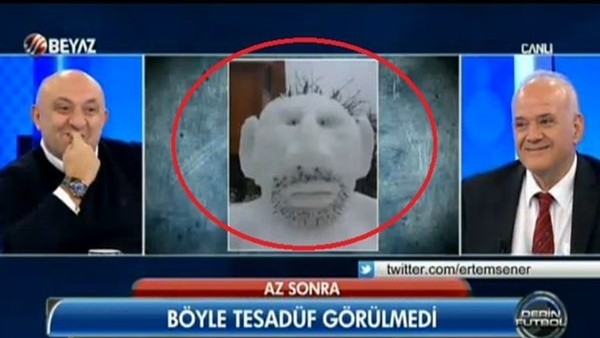 Ahmet Çakar, Sinan Engi'in kardan heykelini yaptı