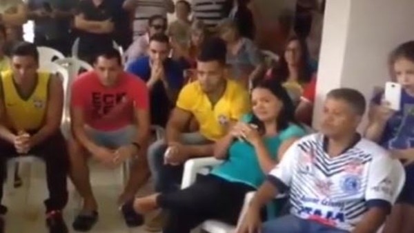 Puskas ödülünü aldı ailesi çıldırdı