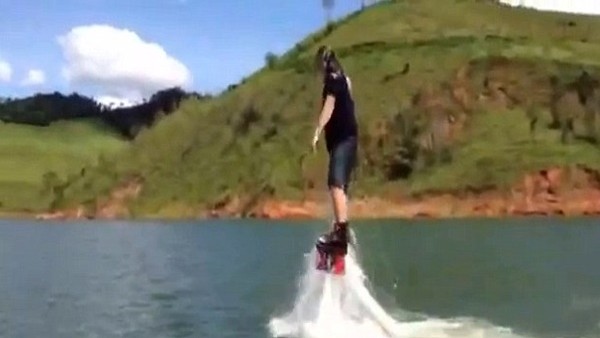 David Luiz'in flyboard keyfi