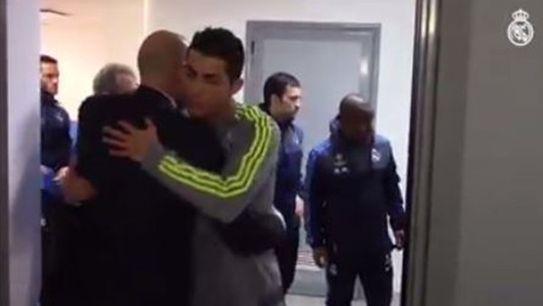 Zinedine Zidane'dan oyunculara destek