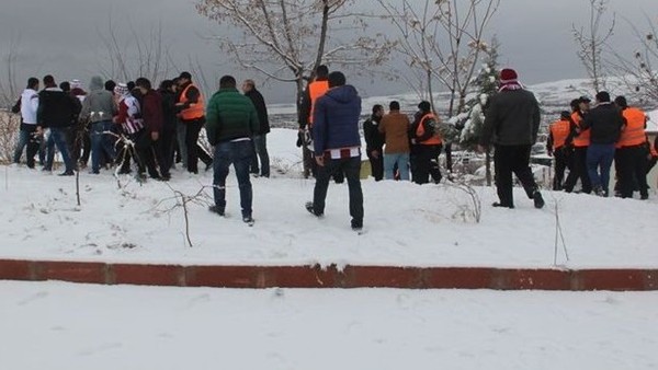 Amatör maçta kavga