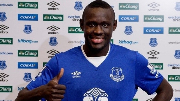 Everton'a transfer olan Niasse kulüp tarihine geçti