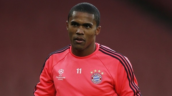 Douglas Costa'dan Antrenmanda Enfes Hareket