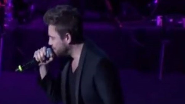 Lale Orta'dan şık performans