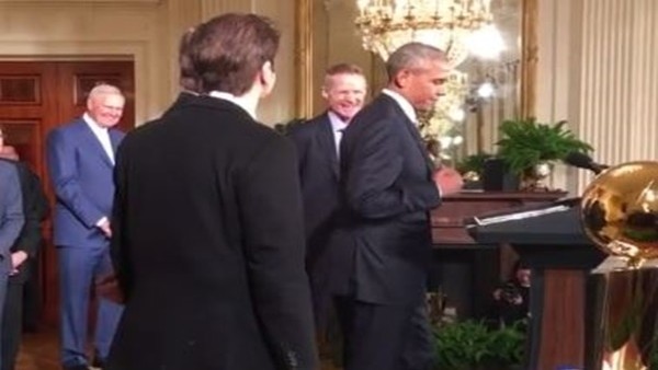 Obama'dan Curry taklidi