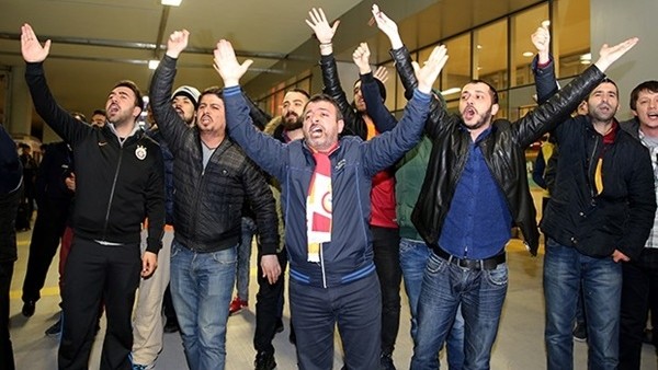 Galatasaray'a Protestolu Karşılama!
