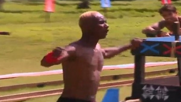 Yattara Survivor'da kendinden geçti