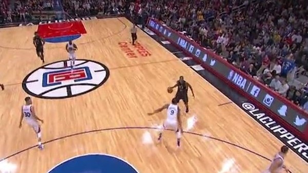 NBA'de gecenin en iyi 5 hareketi (21Şubat 2016)