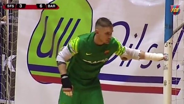 Barcelona Kalecisi Panter Gibi!