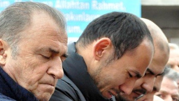 Umut Bulut Gözyaşlarını Tutamadı!