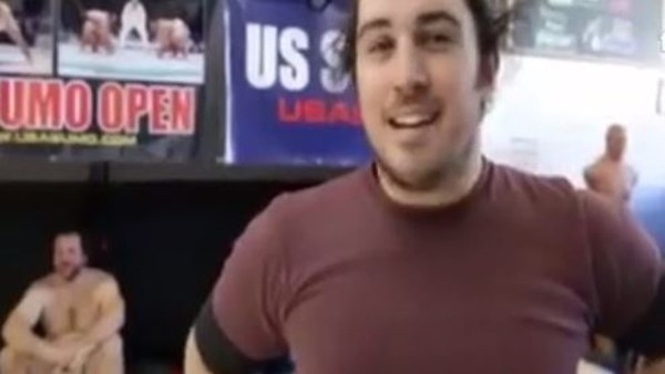 Şampiyon Sumocuya Karşı