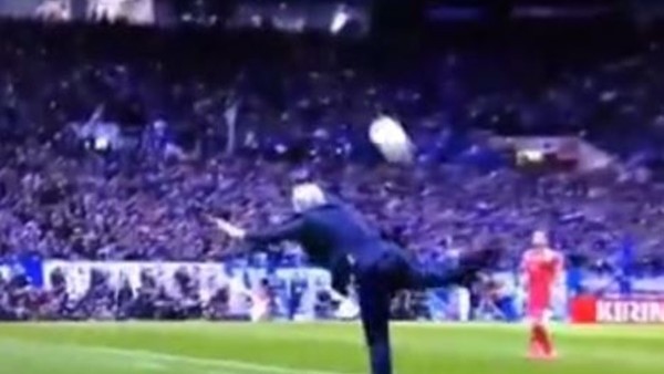 Halilhodzic, Fatih Terim'e özenirse!