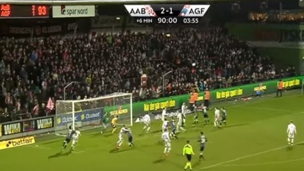 Kaleci uzatmalarda takımına 1 puanı getirdi