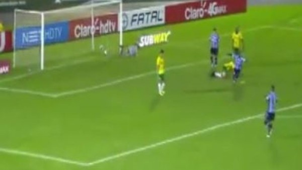 17 yaşında Zlatan golü...