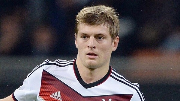 Toni Kroos'un İngiltere'ye attığı muhteşem gol