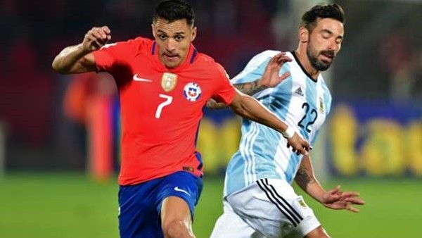 Şili 1-2 Arjantin (Maç Özeti)