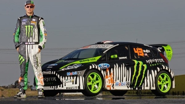 Ken Block Tozu Dumana Kattı!