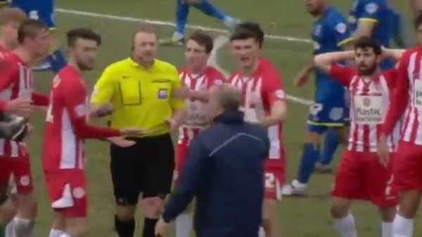 Hakem gol pozisyonunda ilk yarıyı bitirirse!