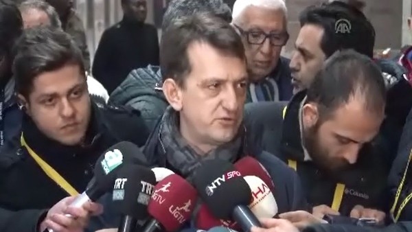 Metin Albayrak'tan futbolculara övgü dolu sözler