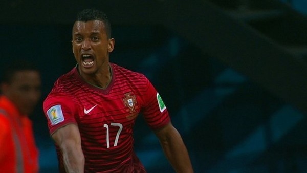 Nani saç baş yoldurdu