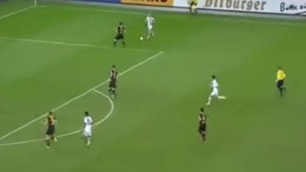 Grosskreutz kendi kalesine attı