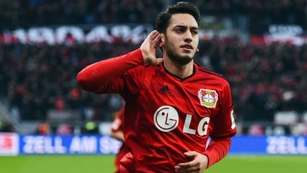 Hakan Çalhanoğlu Galatasaray'ın Kapısından Döndü