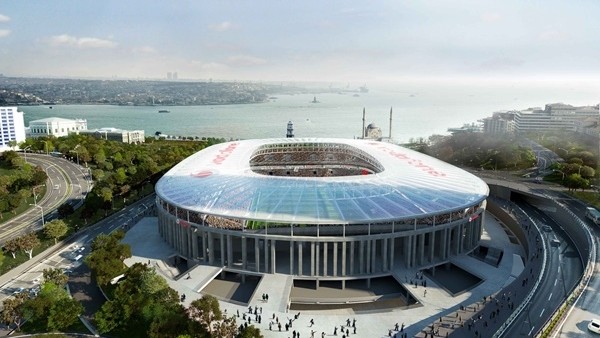 Vodafone Arena'nın Çatısı Bitti