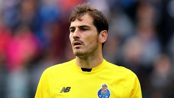 Iker Casillas'dan inanılmaz hata!