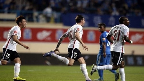 Ersan Gülüm'den Muhteşem Çalım