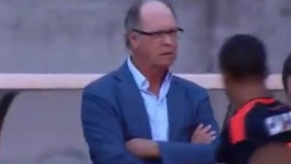 Teknik direktörden ince dokunuş