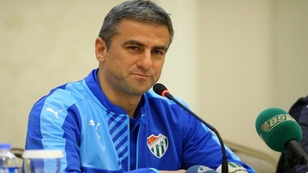 Hamza Hamzaoğlu: 'Güzel oyunu çirkinleştiriyoruz'