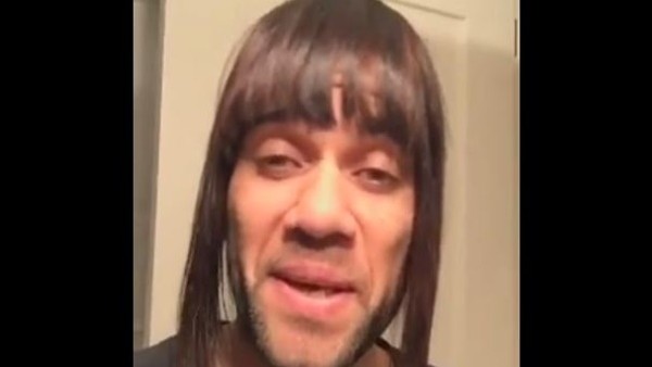 Dünya Yansa Dani Alves'in Umrunda Değil!