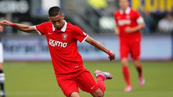 Bileklerine çok Hakim!