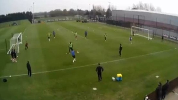 Tomkins'inn antrenmanda attığı muhteşem gol