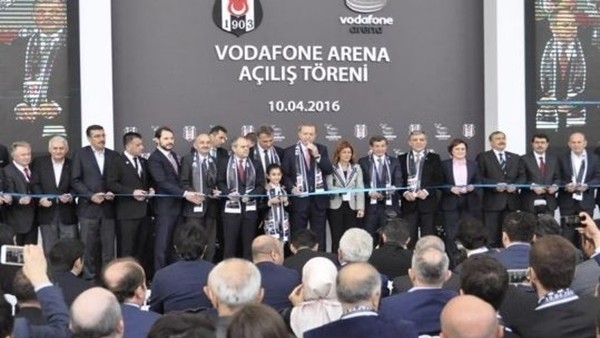 Vodafone Arena'da Protokol Açılışı Yapıldı