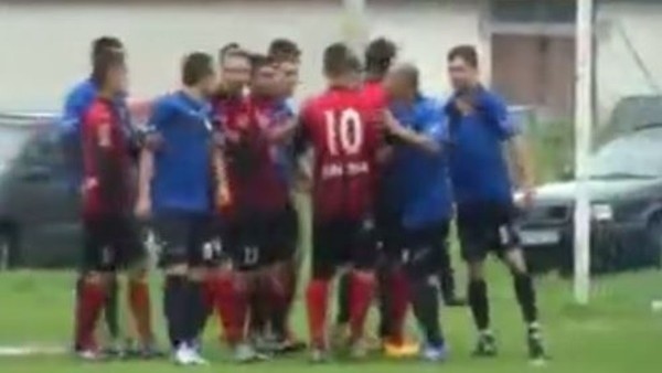 Yeşil sahada su savaşı