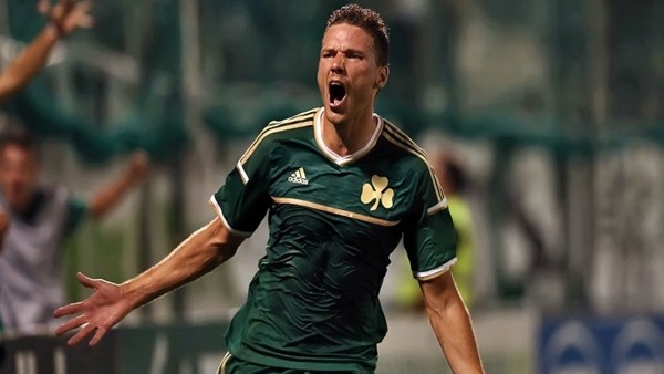 Marcus Berg attığı 5 golle Yunanistan'ı salladı