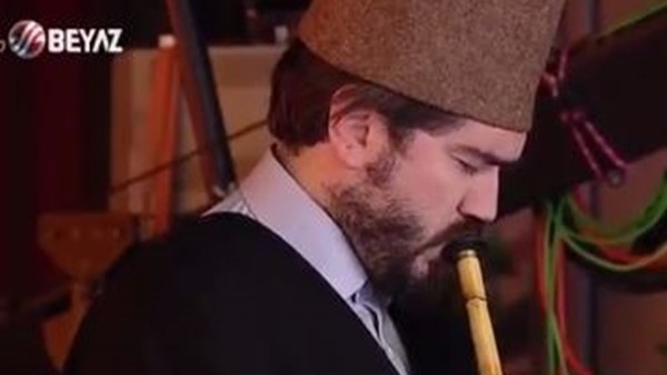 Rasim Ozan Kütahyalı Hz. Mevlana oldu