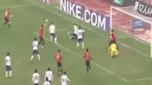 Neuer'e Çin'den rakip çıktı