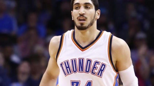Enes Kanter'den Dallas'a 16 sayı!