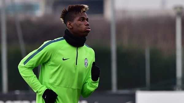 Pogba'dan kadın hayranına bacak arası