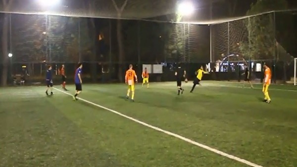 Kalecinin görevi sadece golü önlemek değildir!